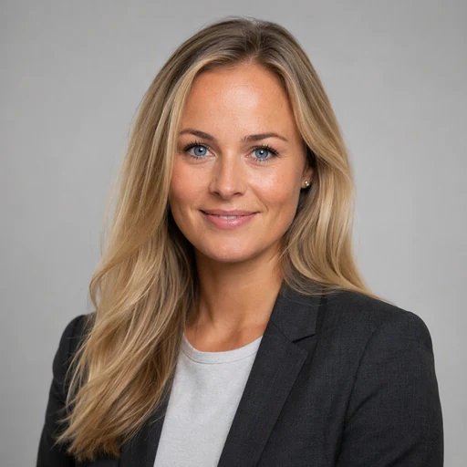 Freya Collins