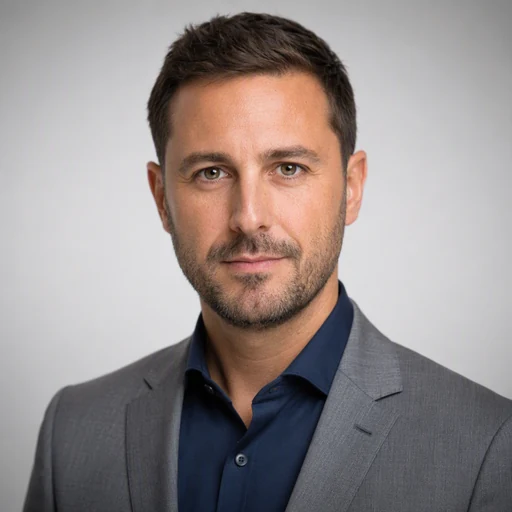 Daniel Cross